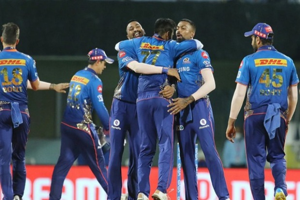 IPL 2021: Chahar, Boult, Bumrah turn tide to hand Mumbai Indians a thrilling win over KKR