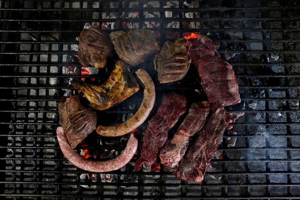 Processed meats, sugary drinks linked to gut inflammation