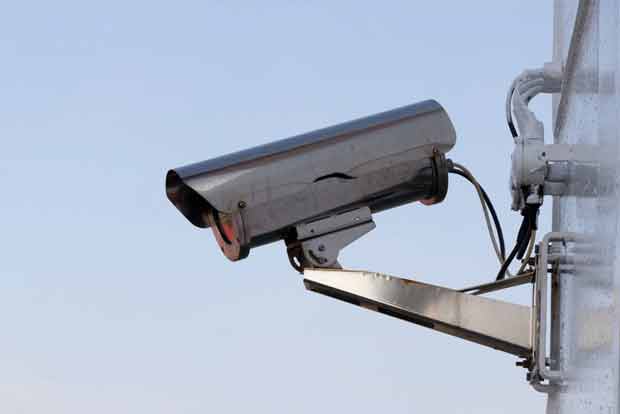 CCTV clip helps cops trace stolen lorry transporting computer parts in 24 hours CCTV clip helps cops trace stolen lorry transporting computer parts in 24 hours