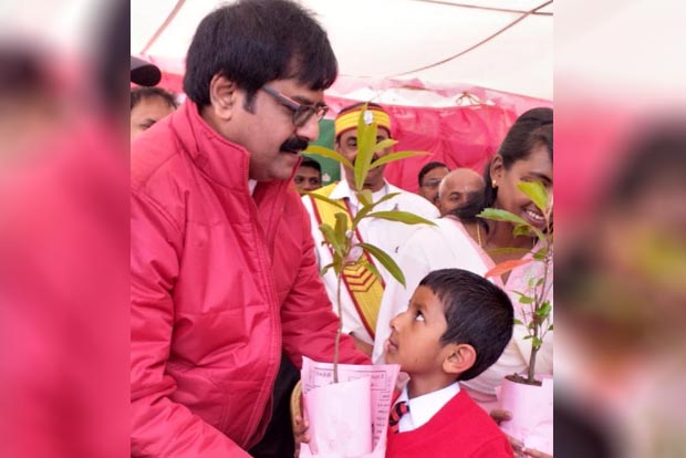 Twitteratis mourn the demise of Actor Vivekh