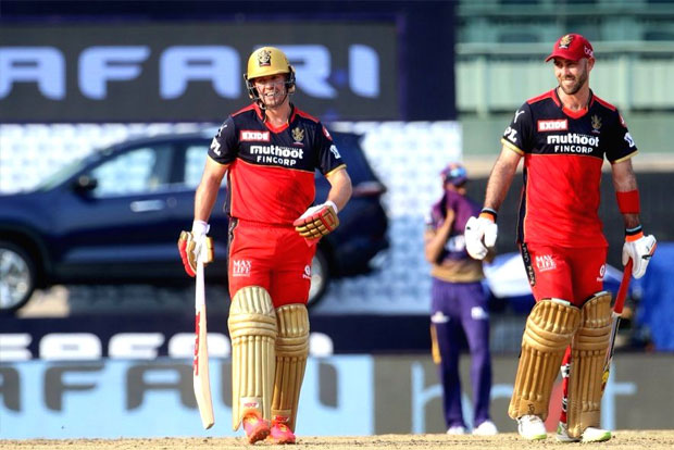 de Villiers, Maxwell help RCB survive shaky start