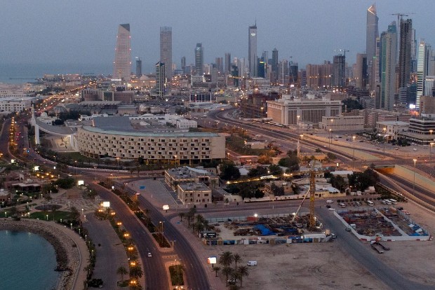 Kuwait extends partial curfew until Ramadan end Kuwait extends partial curfew until Ramadan end