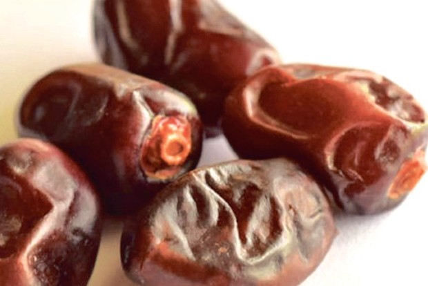 ‘Dates eaten at Iftar should be clean, fresh