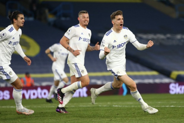 Leeds holds Liverpool