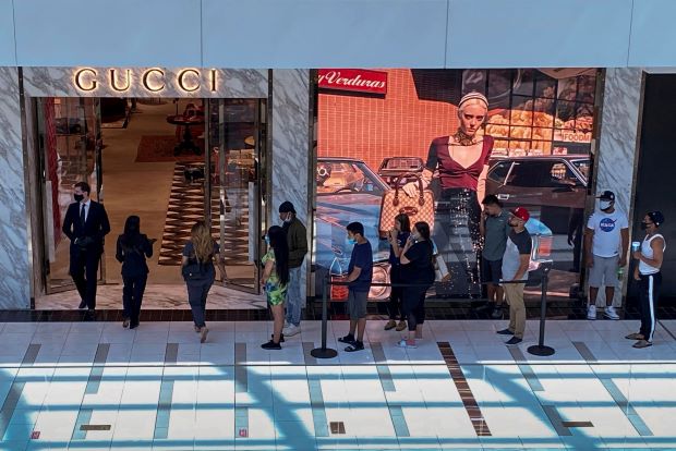 Gucci joins luxury goods rebound, boosting Kering sales