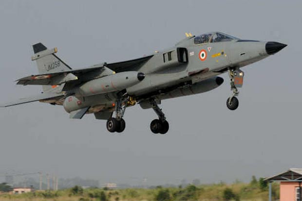 IAF roped in to bring in oxygen cylinders, medicines to Delhi-NCR
