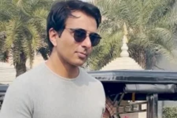 Sonu Sood arranges airlift for critical Covid patient from Nagpur to Hyderabad