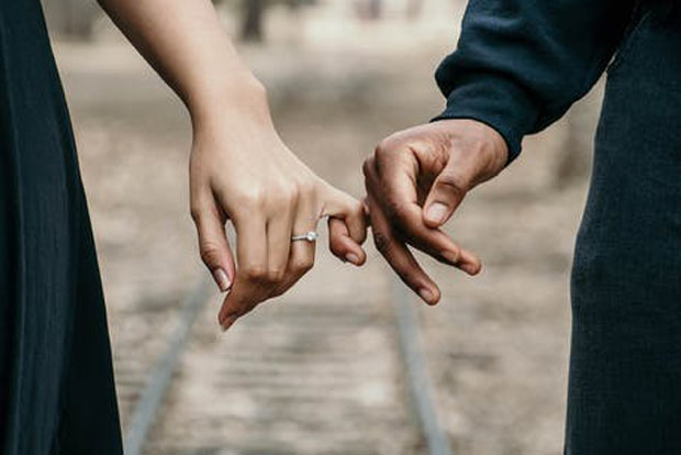 Romantic relationships mitigate effects of trauma on alcohol use among college students: Study Romantic relationships mitigate effects of trauma on alcohol use among college students: Study