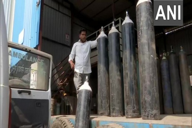 Govt bars use of liquid oxygen for non-medical purposes, asks plants to maximise production