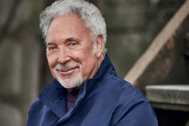 Tom Jones says fatherhood made him grow up quickly