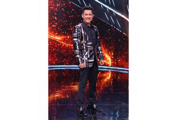 Aditya Narayan recovers from Covid, joins Indian Idol 12 shoot