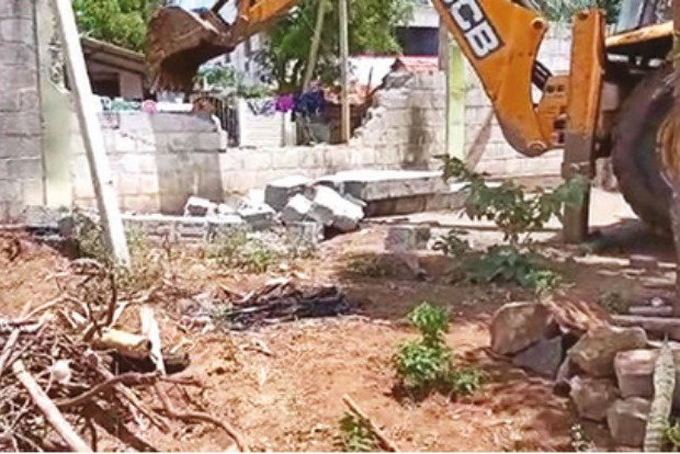 Wall blocking way to Dalit colony demolished in Kovai