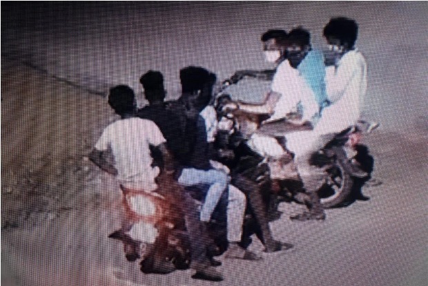 Gang steals jewelry after attacking inmates of a house near VIT University