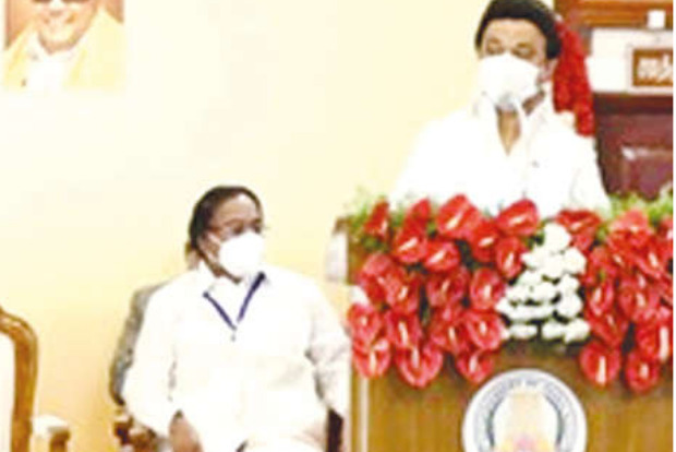 MK, a colossus, gets portrait in Assembly Hall MK, a colossus, gets portrait in Assembly Hall