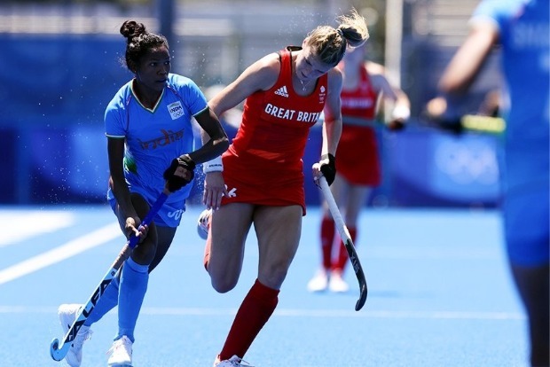 Women’s hockey team loses 3-4 to Britain in play-off