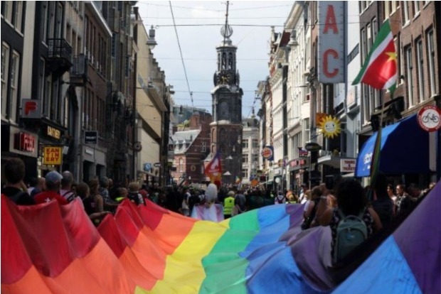 Amsterdam substitutes Pride Walk for canal parade in 25th anniversary of Gay Pride
