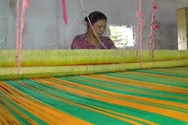 CCI’S INITIATIVE CONNECT WEAVERS AND CUSTOMERS