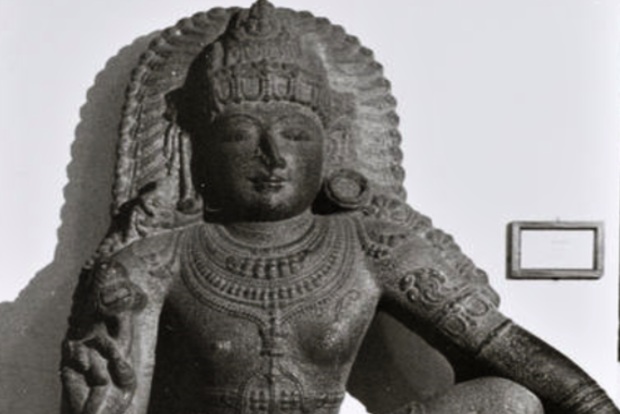 10 th century Chola period Iyyanar statue located near Tiruvannamalai 10 th century Chola period Iyyanar statue located near Tiruvannamalai