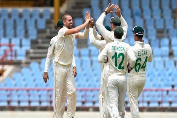 Brathwaite Smashes 97 As West Indies Take 1St Innings Lead Vs Pakistan Brathwaite Smashes 97 As West Indies Take 1St Innings Lead Vs Pakistan