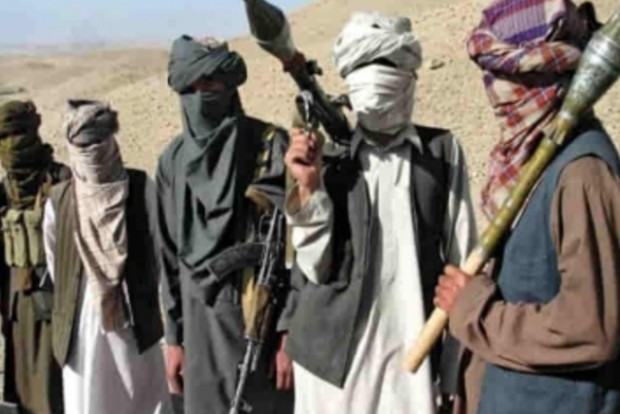 As Taliban with Kalashnikovs roam Kabul, dress code turns to salwar kameez
