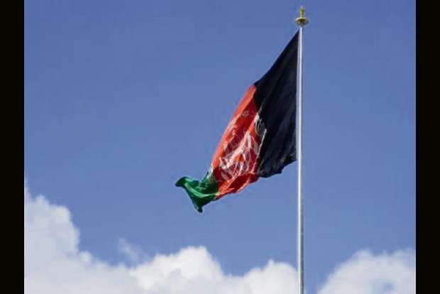 Taliban open fire as hundreds of Afghans take to streets to support national flag