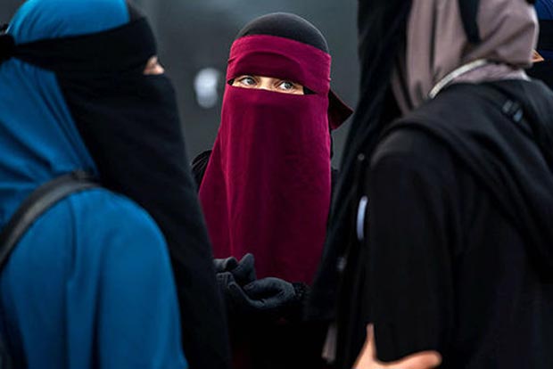 4 days after Taliban invasion, streets of Kabul almost devoid of women