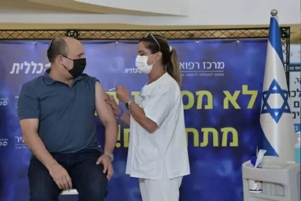 Israeli PM receives 3rd dose of Covid vax