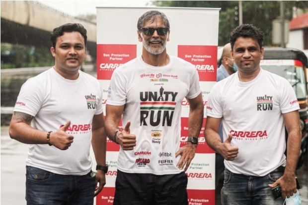 Milind Soman finishes 8-day barefoot run at Statue of Unity