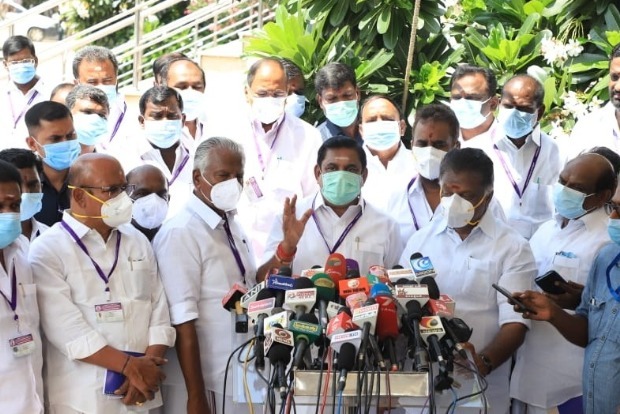 AIADMK walks out protesting scrapping of Jayalalithaa Univ AIADMK walks out protesting scrapping of Jayalalithaa Univ