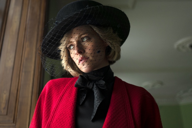 Kristen Stewart stuns as Princess Diana in Spencer trailer