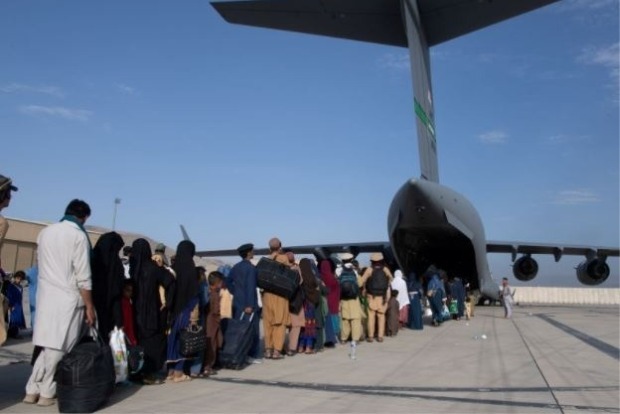 Biden warns another militant attack in Afghanistan is highly likely Biden warns another militant attack in Afghanistan is highly likely