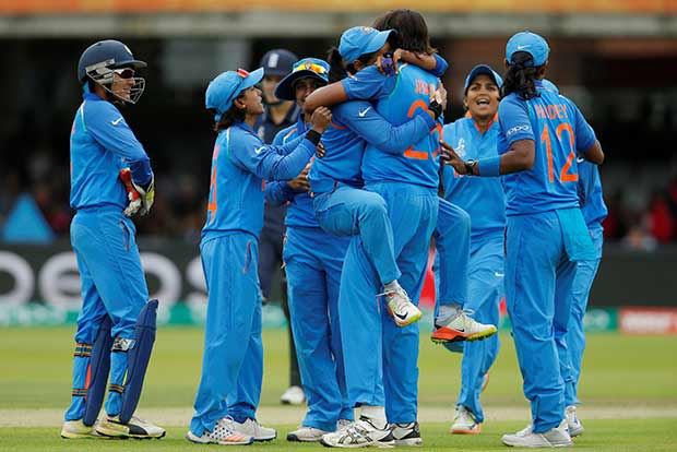 Women Cricket Premier League held in Kashmir