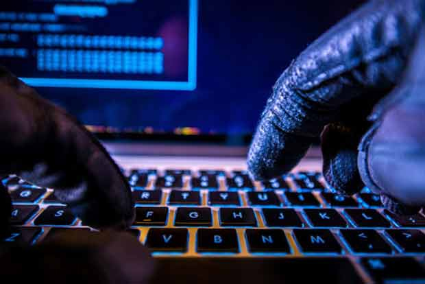 Police take Power Bank app executive into custody Police take Power Bank app executive into custody