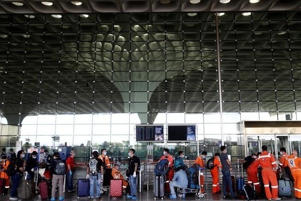 2 cases of Omicron variant detected in Karnataka: Govt