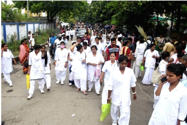 Omicron threat: Karnataka braces for third wave, 18,000 nursing students to be trained