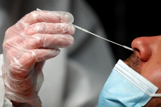 Singapore passenger tests positive in Madurai, results for Omicron awaited