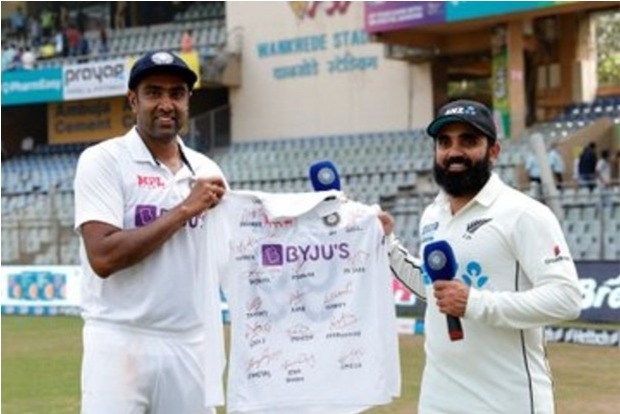 Indian team presents autographed jersey to 10-wicket man Ajaz Patel