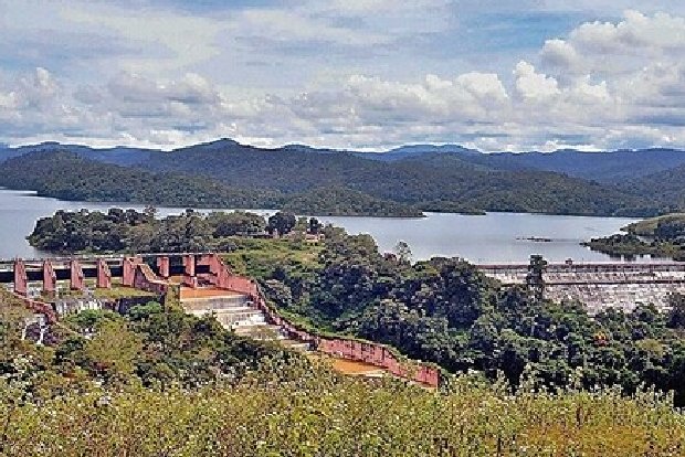 Periyar dam: Kerala to move Supreme Court as Tamil Nadu continues to release water