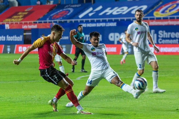 East Bengal, Kerala share the spoils