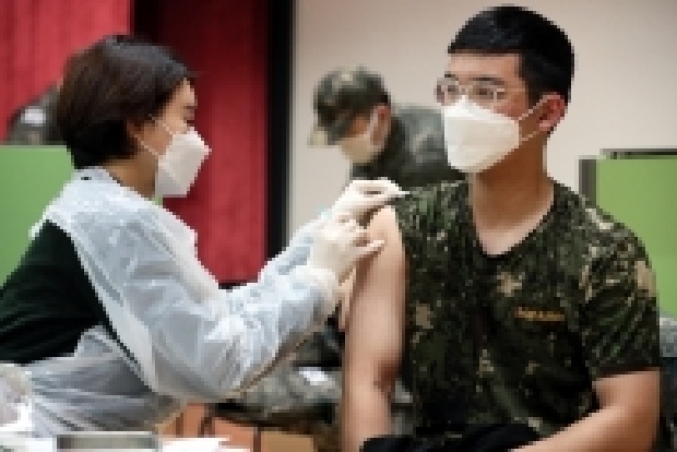South Korea starts booster vaccination for soldiers