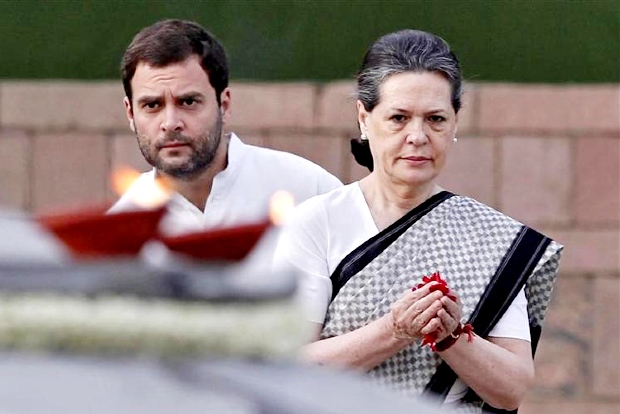 Sonia meets opposition leaders to chalk out common strategy