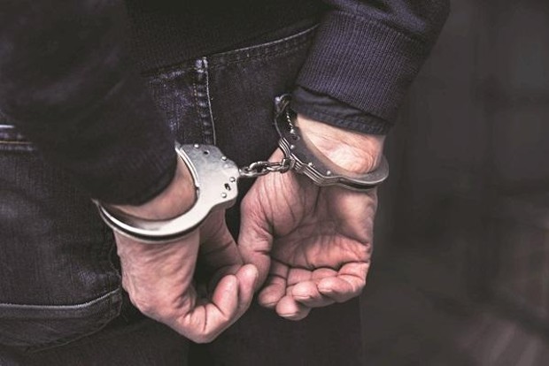 Juvenile among two held for stealing phones at Kilpauk Gardens