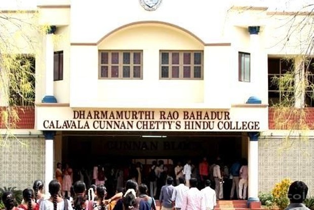 ‘College serves unhygienic food’