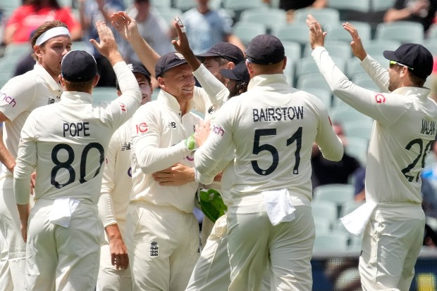 Ashes, 2nd Test: Australia take out Hameed after setting a target of 468 for England