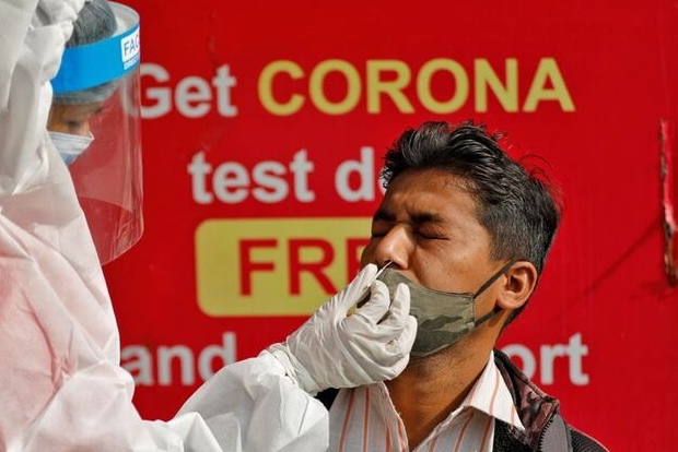 Karnataka reports 5 new Omicron cases, tally reaches 13 Karnataka reports 5 new Omicron cases, tally reaches 13