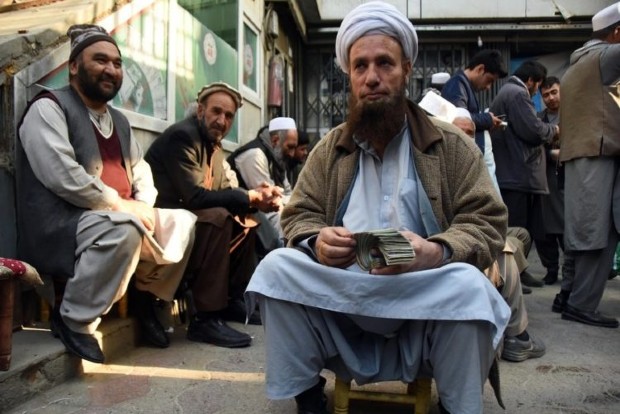 Afghan markets mired with high prices despite rise of currency value
