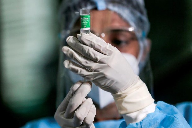 Sri Lanka makes Covid vaccine cards mandatory from January 1 Sri Lanka makes Covid vaccine cards mandatory from January 1