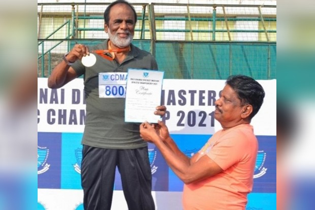Vishals dad G.K. Reddy wins medals in athletics, actor calls him an inspiration