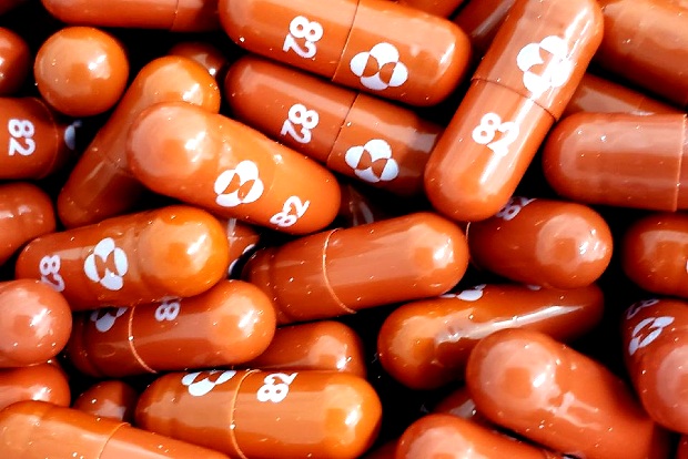 After Pfizer, US clears second Covid pill