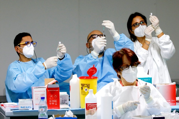Maharashtra reports two new Omicron cases today